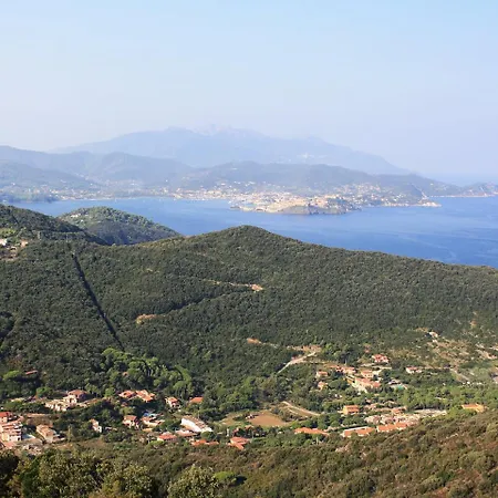 Locazione Turistica La Fonte.3 *